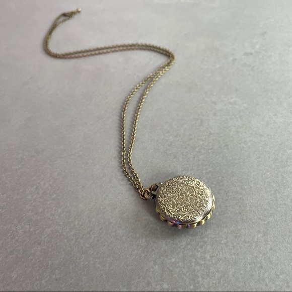 SOLD Clock Pendant Necklace - Picture 5 of 10